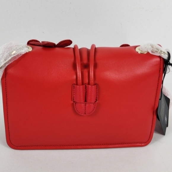 🔹️MCM 🔹️Red Leather Run Candy Small Crystal Flower Small Flap Shoulder Bag NWT - Picture 4 of 8